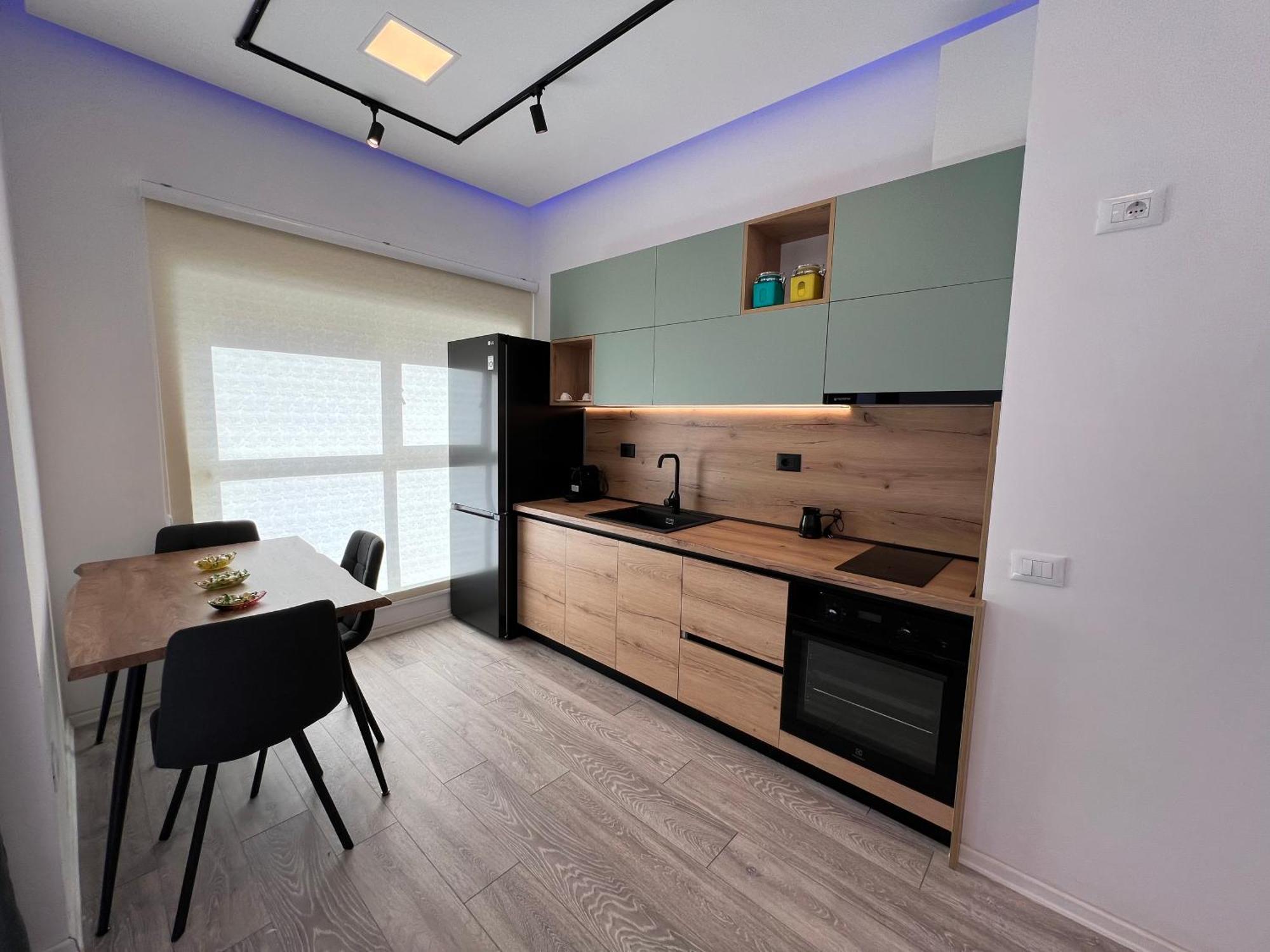 Sunflower Apartment ティラナ エクステリア 写真
